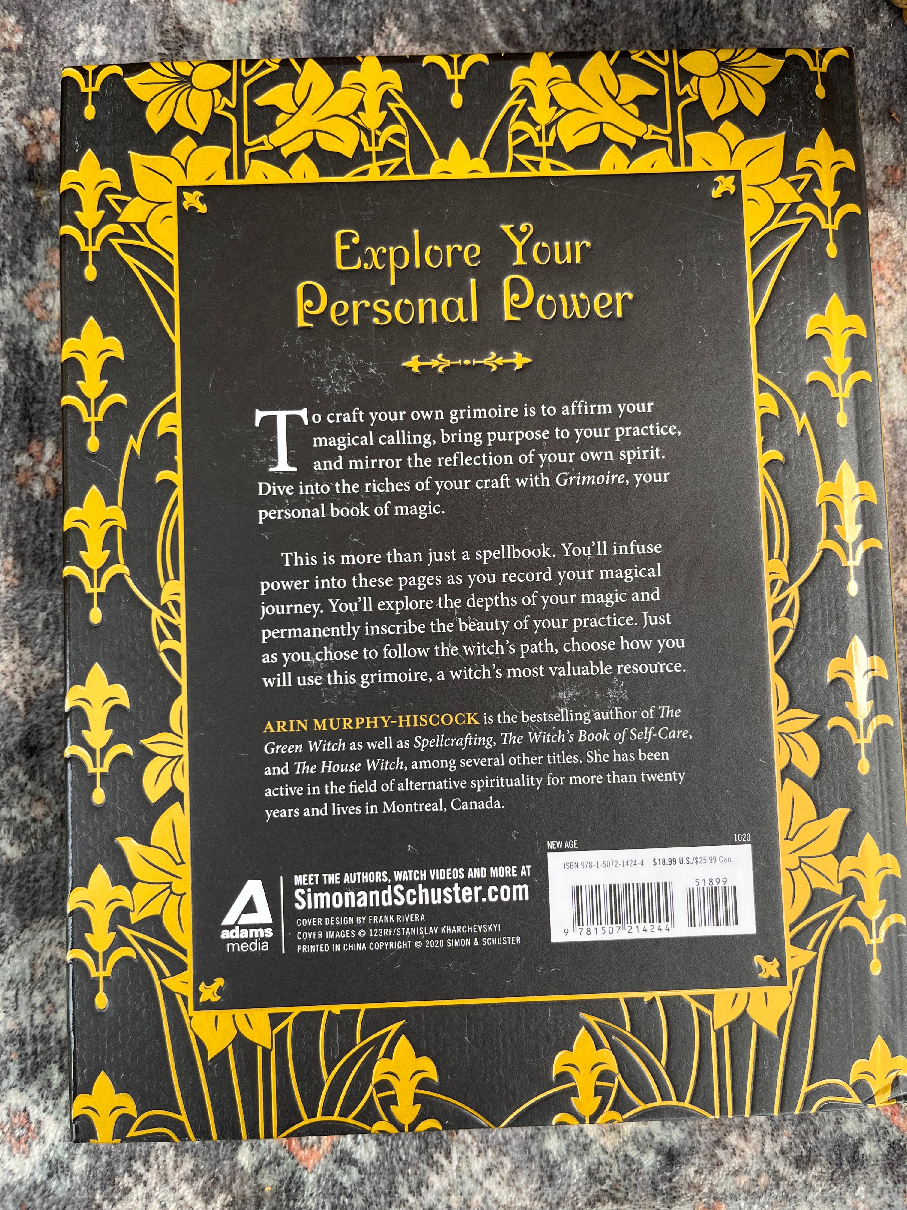 Grimoire: A personal and Magical Record of Spells, Rituals, and Divinations by Arin Murphy-Hiscock